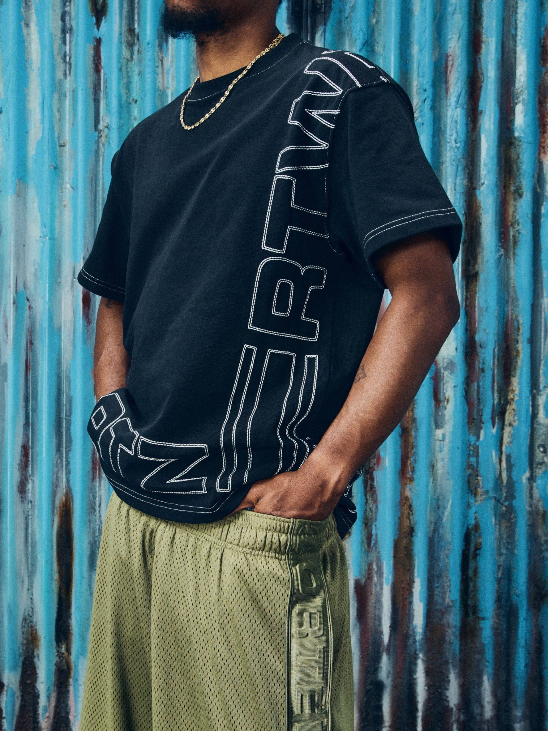 OUTLINE HEAVYWEIGHT TEE BLACK