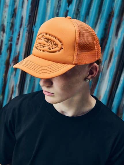 ISLAND OUTLINE TRUCKER HAT ORANGE